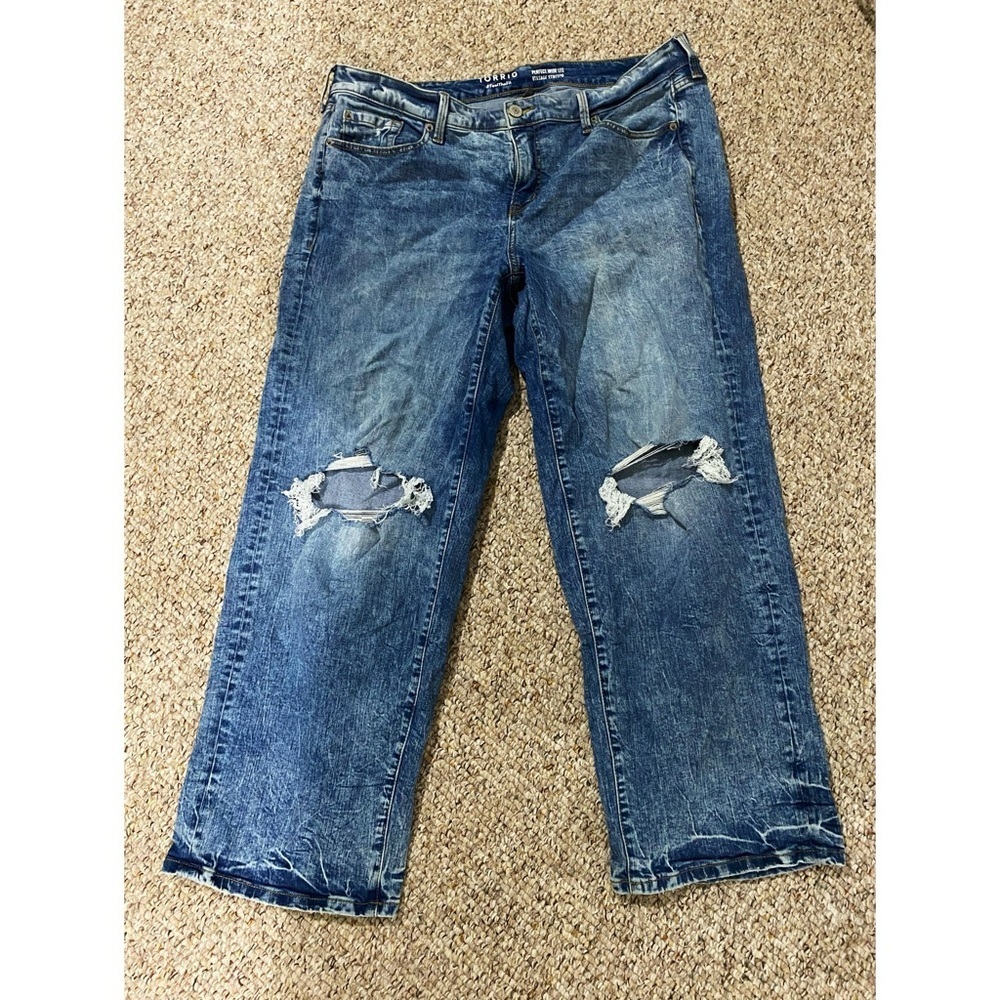 TORRID Ripped Wide Leg Jeans - Picture 5 of 7